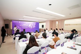 国际医学乳房手术演示及案例研讨会 李高峰主任隆乳新技术规范化实操	